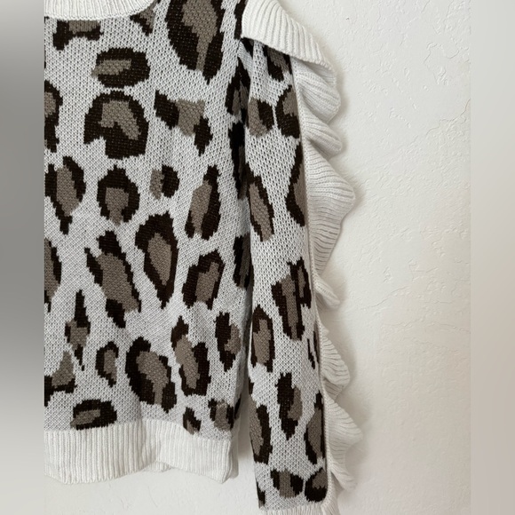EUC Chaser Ruffle Sleeve Leopard Print Sweater Size XS - Picture 7 of 10
